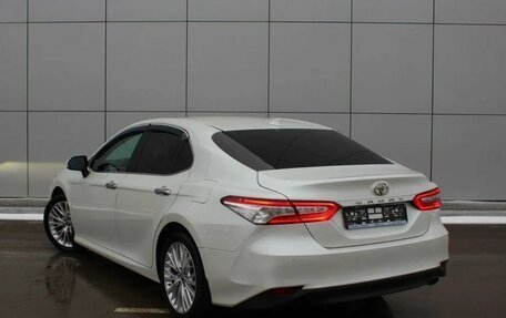 Toyota Camry, 2020 год, 2 850 000 рублей, 3 фотография