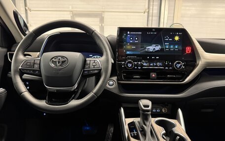 Toyota Highlander, 2024 год, 6 699 000 рублей, 22 фотография