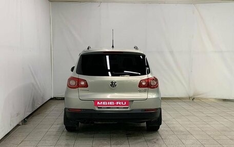 Volkswagen Tiguan I, 2011 год, 1 350 000 рублей, 6 фотография