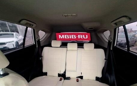 Toyota RAV4, 2017 год, 2 495 000 рублей, 10 фотография