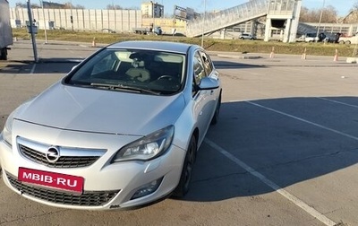 Opel Astra J, 2010 год, 730 000 рублей, 1 фотография