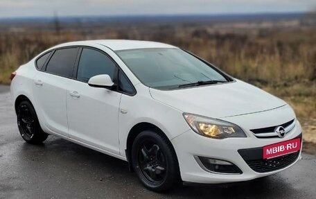 Opel Astra J, 2012 год, 790 000 рублей, 2 фотография