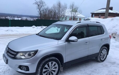 Volkswagen Tiguan I, 2011 год, 1 499 000 рублей, 3 фотография