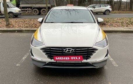 Hyundai Sonata VIII, 2021 год, 2 800 000 рублей, 2 фотография