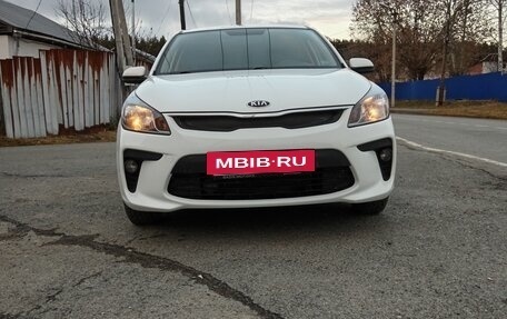 KIA Rio IV, 2017 год, 1 290 000 рублей, 8 фотография