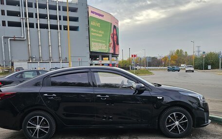 KIA Rio IV, 2020 год, 2 000 000 рублей, 3 фотография