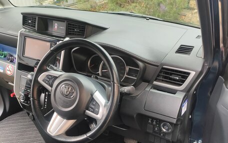 Toyota Roomy I, 2017 год, 1 400 000 рублей, 16 фотография