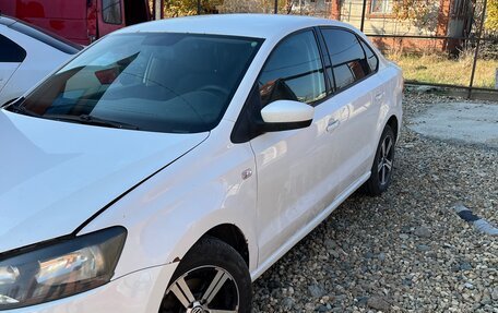 Volkswagen Polo VI (EU Market), 2012 год, 750 000 рублей, 3 фотография