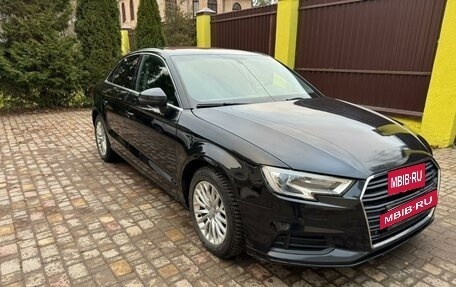 Audi A3, 2018 год, 1 900 000 рублей, 2 фотография