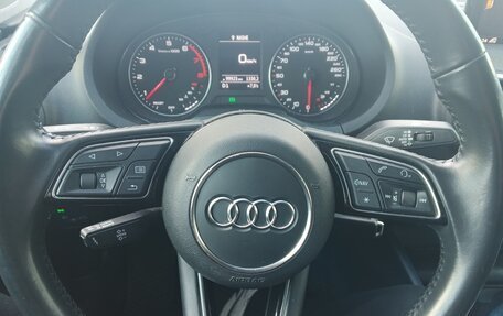 Audi A3, 2018 год, 1 900 000 рублей, 11 фотография