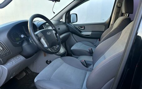 Hyundai H-1 II рестайлинг, 2012 год, 1 850 000 рублей, 9 фотография