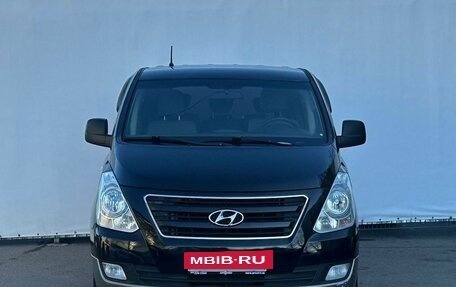 Hyundai H-1 II рестайлинг, 2012 год, 1 850 000 рублей, 2 фотография