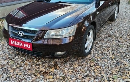 Hyundai Sonata VI, 2007 год, 880 000 рублей, 1 фотография