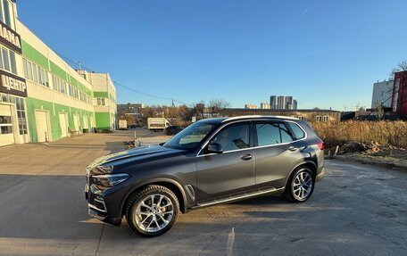 BMW X5, 2019 год, 8 500 000 рублей, 2 фотография