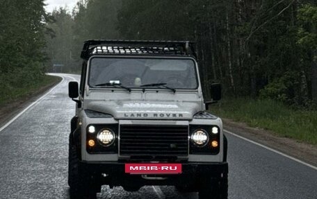 Land Rover Defender I, 2008 год, 3 000 000 рублей, 3 фотография