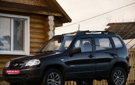 Chevrolet Niva I рестайлинг, 2012 год, 585 000 рублей, 2 фотография