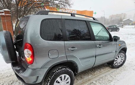 Chevrolet Niva I рестайлинг, 2010 год, 565 000 рублей, 6 фотография