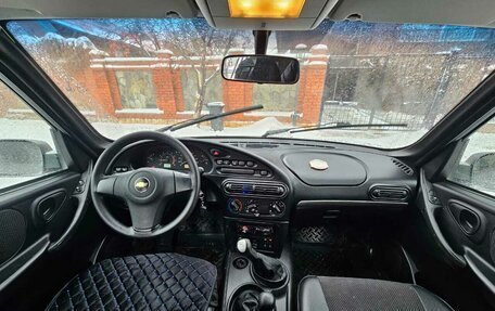 Chevrolet Niva I рестайлинг, 2010 год, 565 000 рублей, 14 фотография