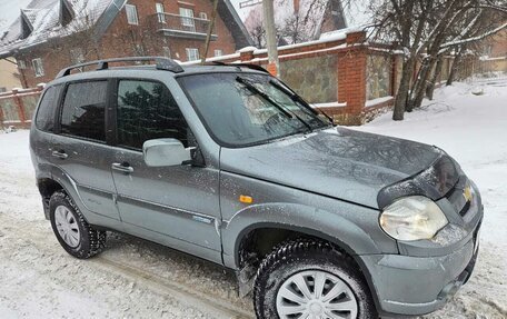 Chevrolet Niva I рестайлинг, 2010 год, 565 000 рублей, 24 фотография