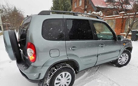 Chevrolet Niva I рестайлинг, 2010 год, 565 000 рублей, 27 фотография