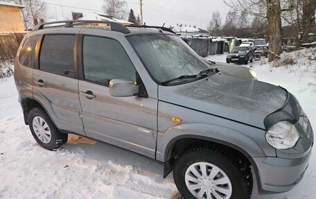 Chevrolet Niva I рестайлинг, 2010 год, 565 000 рублей, 35 фотография