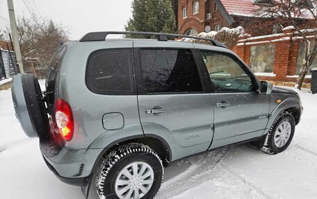 Chevrolet Niva I рестайлинг, 2010 год, 565 000 рублей, 40 фотография