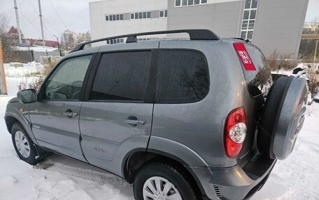 Chevrolet Niva I рестайлинг, 2010 год, 565 000 рублей, 39 фотография