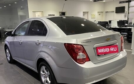 Chevrolet Aveo III, 2014 год, 949 000 рублей, 7 фотография