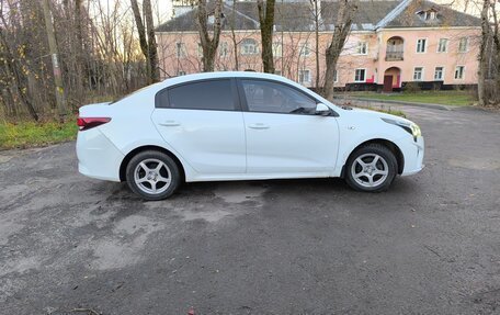 KIA Rio IV, 2020 год, 1 500 000 рублей, 2 фотография