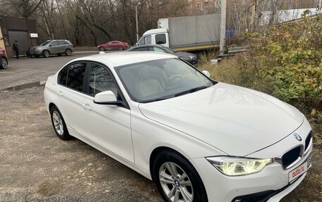 BMW 3 серия, 2016 год, 1 900 000 рублей, 4 фотография