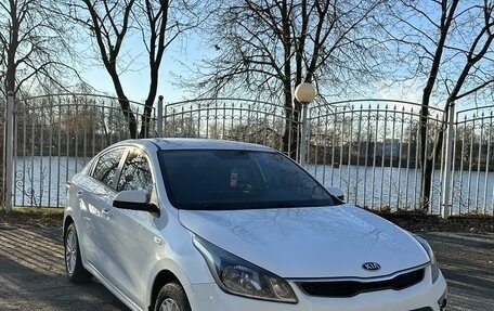 KIA Rio IV, 2018 год, 1 500 000 рублей, 1 фотография