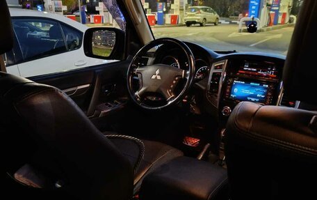 Mitsubishi Pajero IV, 2015 год, 3 899 000 рублей, 15 фотография