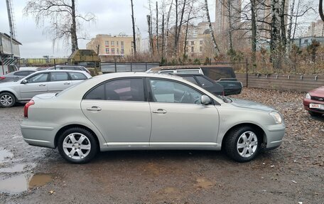 Toyota Avensis III рестайлинг, 2004 год, 645 000 рублей, 19 фотография