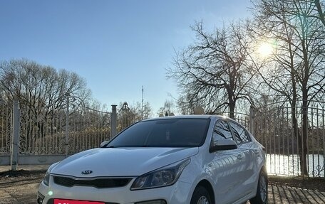 KIA Rio IV, 2018 год, 1 500 000 рублей, 3 фотография