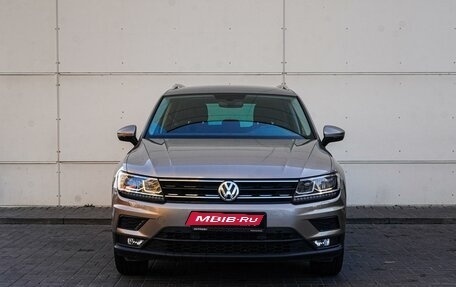 Volkswagen Tiguan II, 2017 год, 2 645 000 рублей, 3 фотография