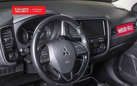 Mitsubishi Outlander III рестайлинг 3, 2018 год, 2 085 200 рублей, 4 фотография