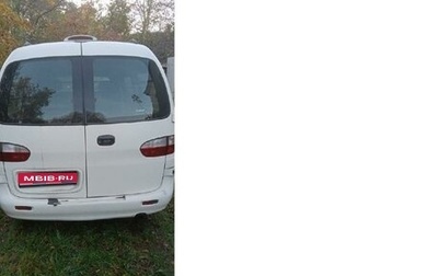 Hyundai H-1 II рестайлинг, 2004 год, 470 000 рублей, 1 фотография