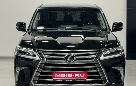 Lexus LX III, 2016 год, 9 999 999 рублей, 3 фотография