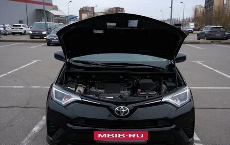 Toyota RAV4, 2017 год, 2 750 000 рублей, 9 фотография