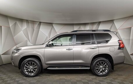 Toyota Land Cruiser Prado 150 рестайлинг 2, 2020 год, 5 799 700 рублей, 5 фотография