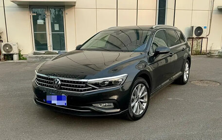 Volkswagen Passat B8 рестайлинг, 2021 год, 3 450 000 рублей, 1 фотография