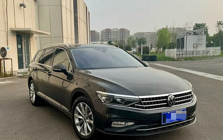 Volkswagen Passat B8 рестайлинг, 2021 год, 3 450 000 рублей, 3 фотография