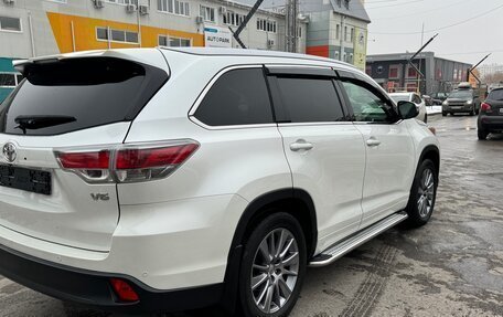 Toyota Highlander III, 2014 год, 3 155 000 рублей, 9 фотография