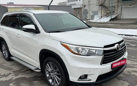 Toyota Highlander III, 2014 год, 3 155 000 рублей, 16 фотография