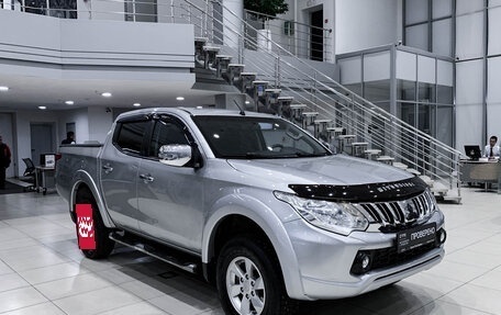 Mitsubishi L200 IV рестайлинг, 2015 год, 1 750 000 рублей, 3 фотография