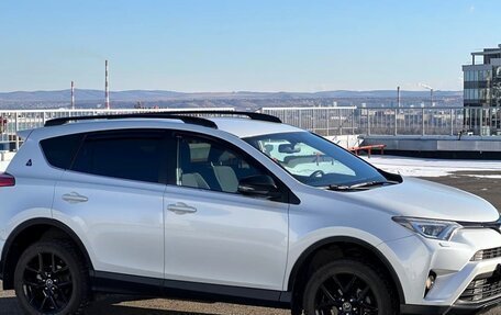 Toyota RAV4, 2019 год, 2 927 000 рублей, 8 фотография