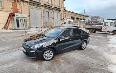 KIA Rio IV, 2018 год, 1 500 000 рублей, 2 фотография