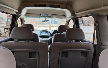 Nissan Serena II, 2000 год, 650 000 рублей, 8 фотография