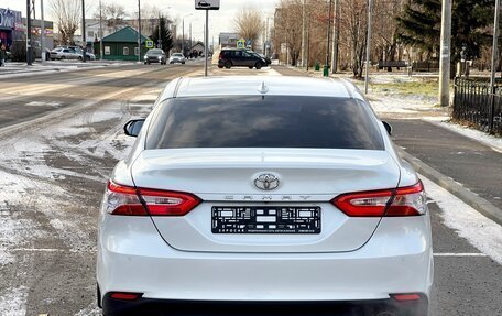 Toyota Camry, 2020 год, 2 950 000 рублей, 9 фотография