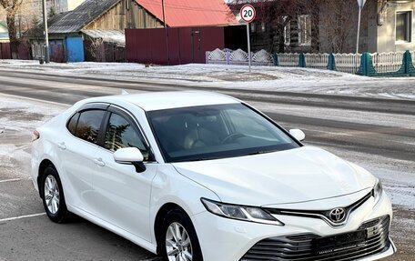 Toyota Camry, 2020 год, 2 950 000 рублей, 6 фотография